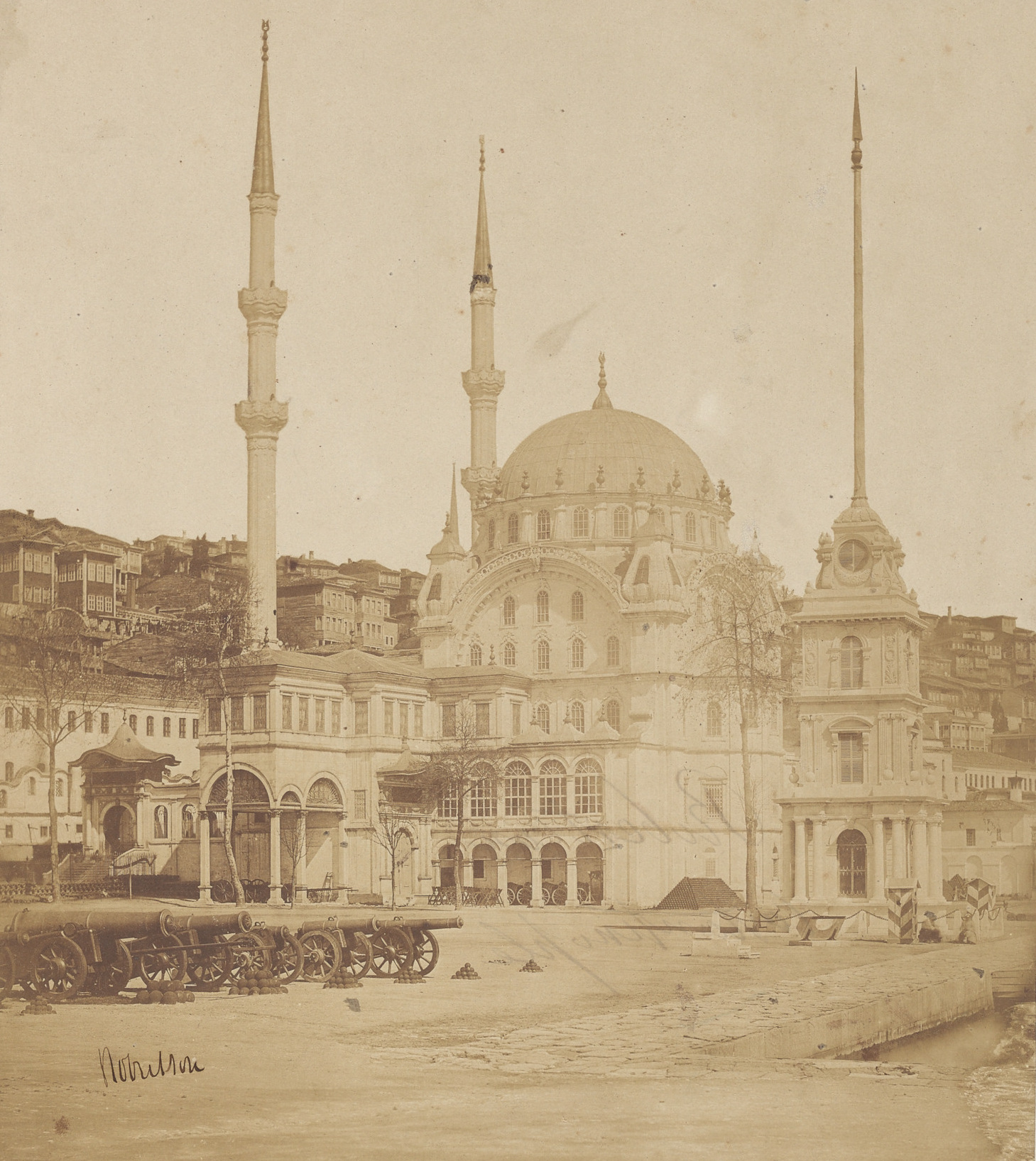Nusretiye Camii ve Tophane Saat Kulesi