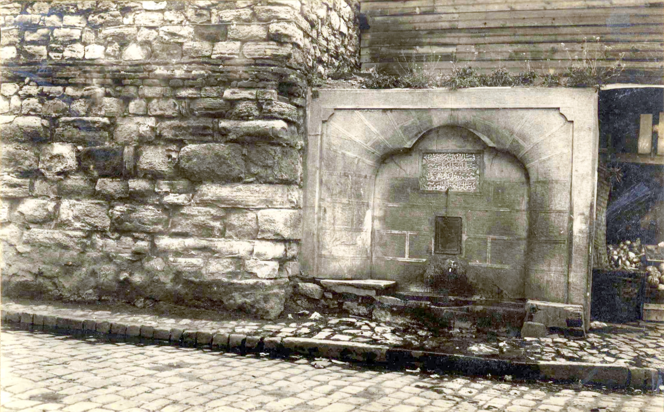 Sivrikoz Çeşmesi
