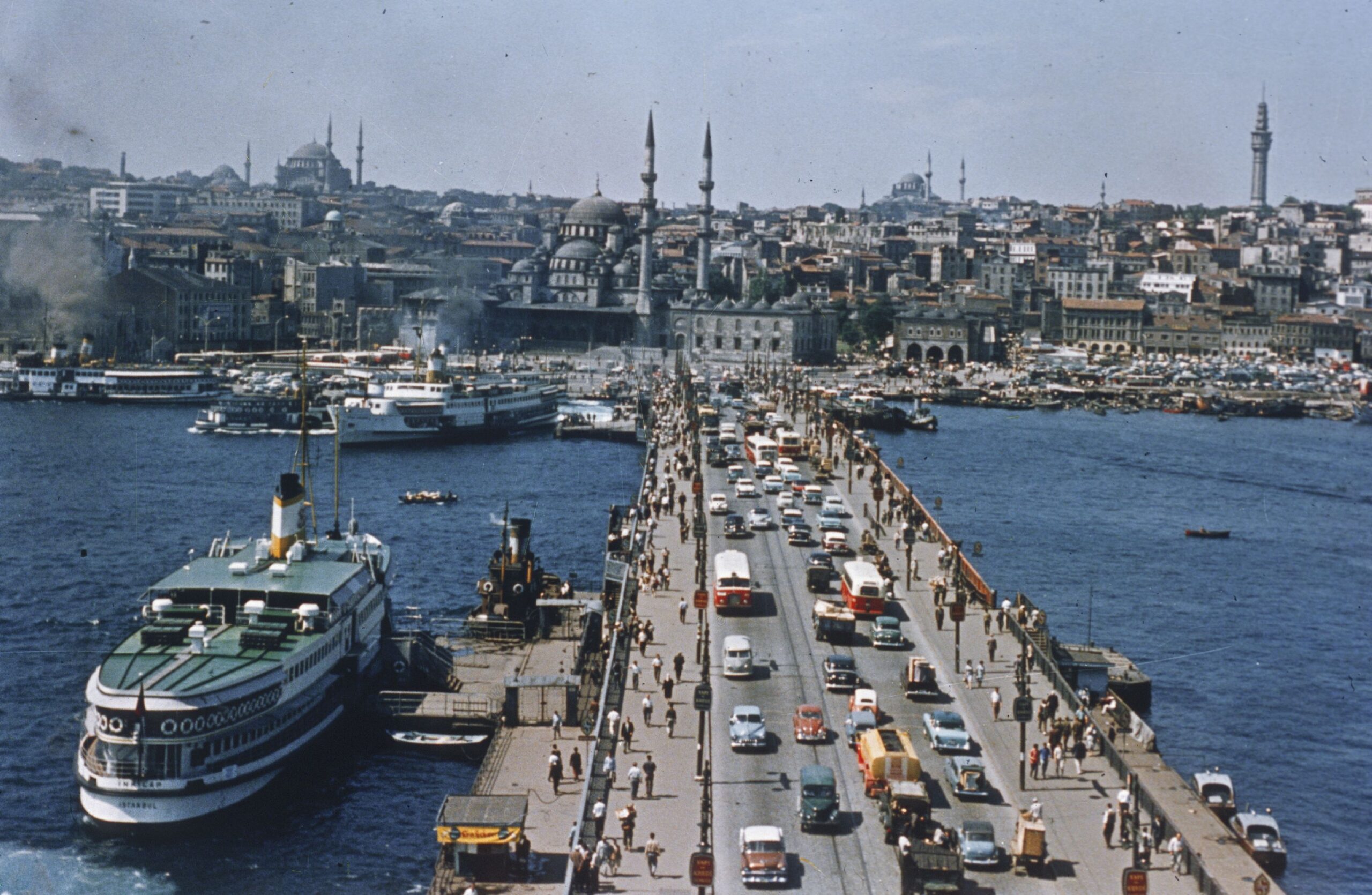 Karaköy’den Galata Köprüsü