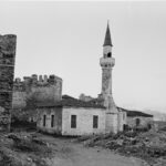 Yedekçiler Mescidi ve Marmara Surları