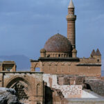 İshak Paşa Sarayı Camii