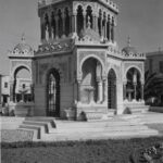 İzmir Saat Kulesi Çeşmeli Alt Kısmı
