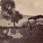 Yuşa Tepesi’nde Kadınlar ve Koçu Arabası