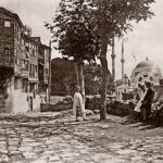 Kabataş Setüstü’nde Çocuklar