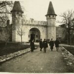 Babüsselam ve Bastonlu Adamlar