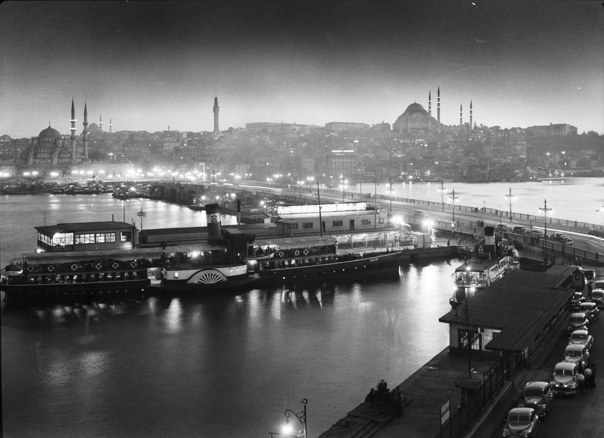 Karaköy, Galata Bridge and Halep