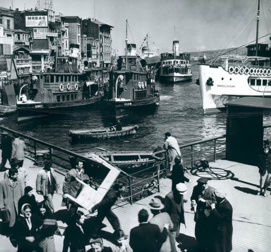 Galata Köprüsü Üzerindeki İskele