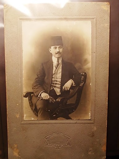 SİMALAR — Portre / kişi görseli