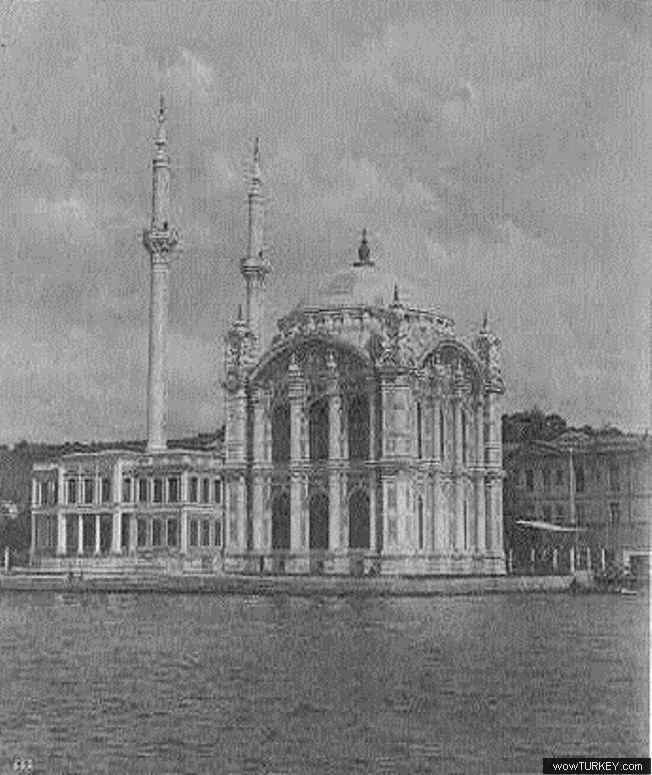 ERHAN DEMIR Ortakoy Camii