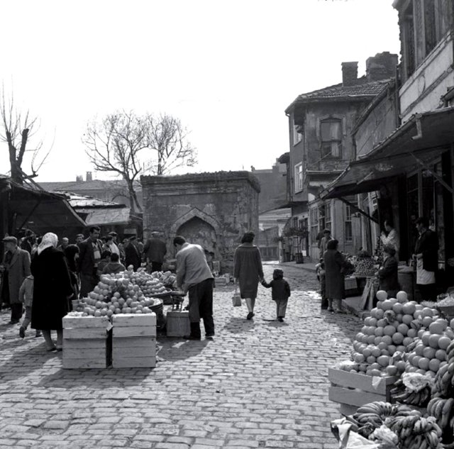 KARAGÜMTÜK MEYDAN