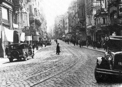 BEYOĞLU-CADDE-İ KEBİR 1930--13