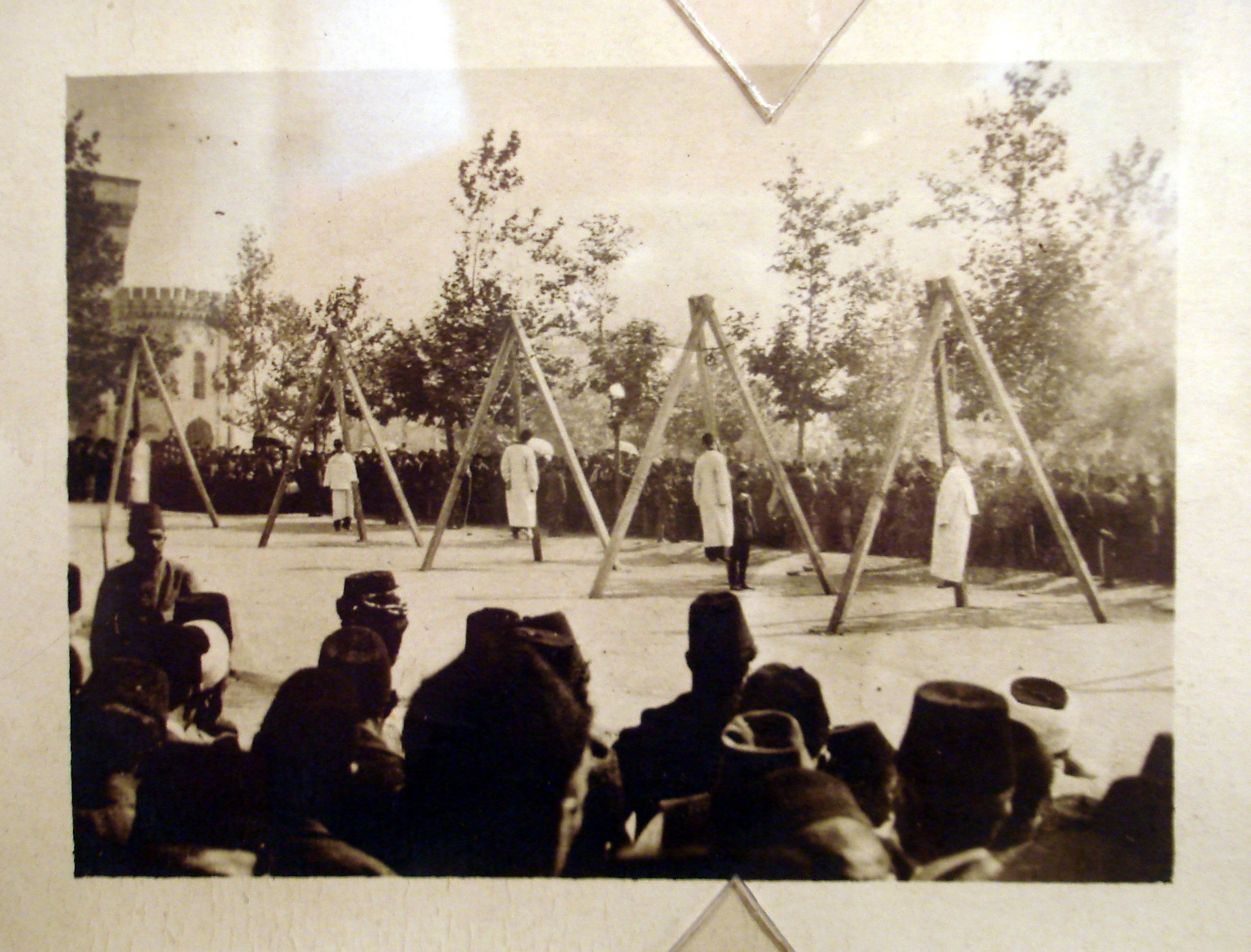 Beyazıd meydanındaki idamlardan 2