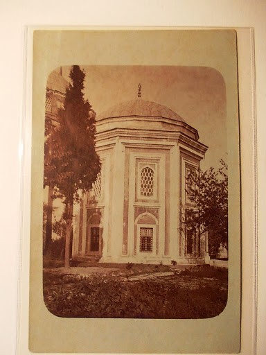 DOLMABAHÇE ve ÇIRAĞAN — Arşiv görseli