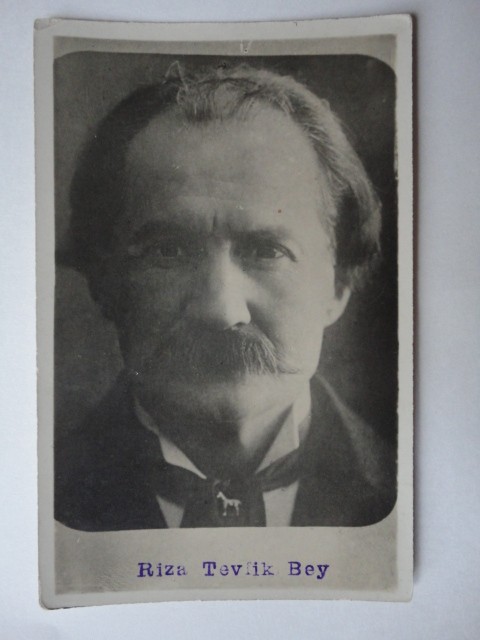 MÜHİM  İNSANLAR — Portre / kişi görseli
