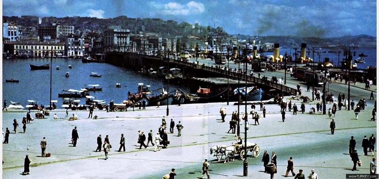 Gokhan AsGul Galata Koprusu1945
