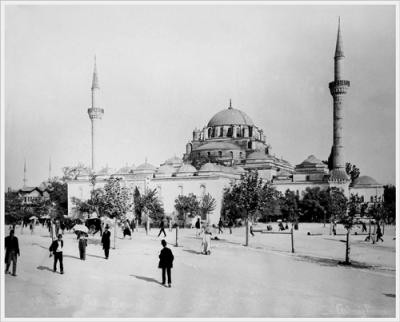 Nesrin beyazit camii1