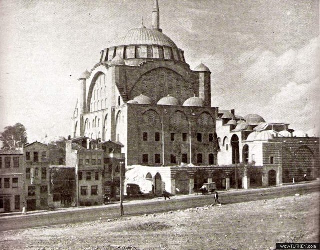mihrumah camii