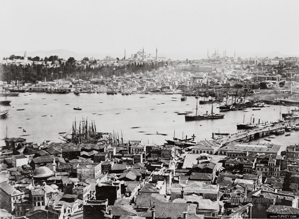 ahsen2 golden horn istanbul turkey 18601
