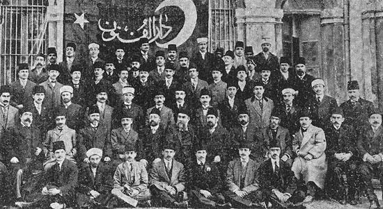 1911 darülfünün mezunları hocaları ile