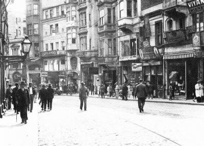 BEYOĞLU-CADDE-İ KEBİR 1930--12