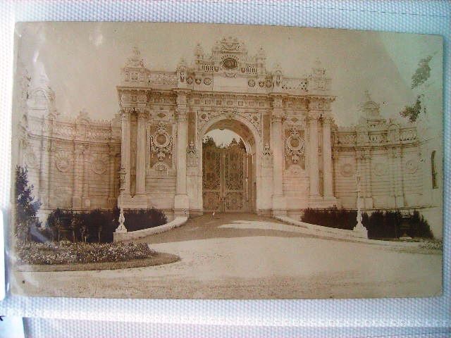 DOLMABAHÇE ve ÇIRAĞAN — Arşiv görseli