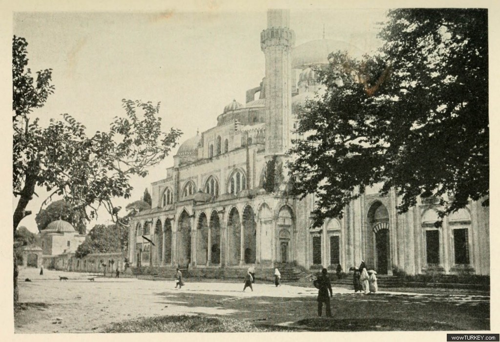Lawr1965 Kzadebasi Mosque