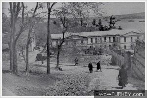 GumussuyuDolmabahce yolu-saray tiyatro binası