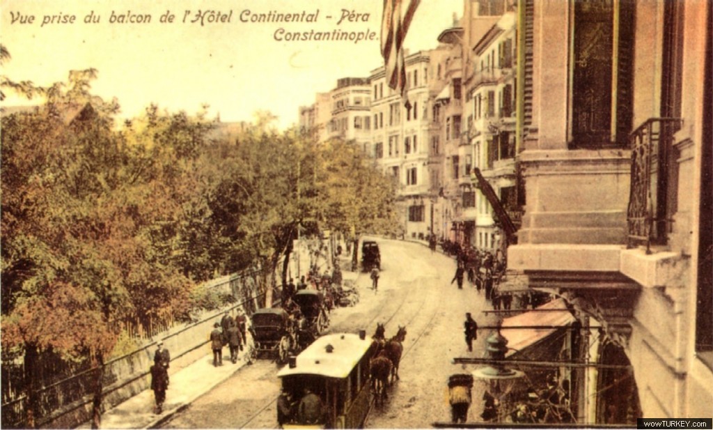 Hudai Pera balcony