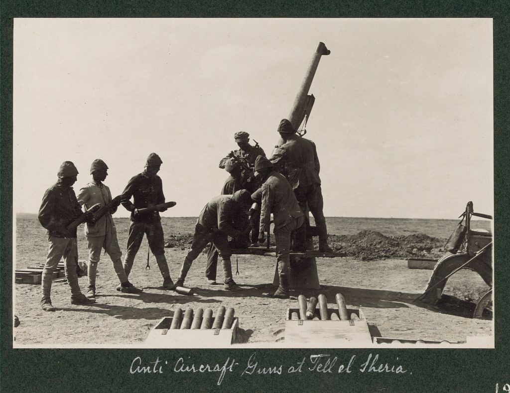 Anti-aircraft guns at Tell el Sheria, 1917