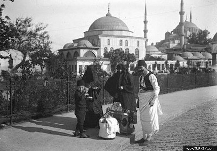 ERHAN DEMIR stanbul 1900 Basi