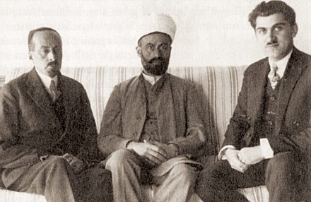abdülbaki dede ortada solunda hazan ali yücel