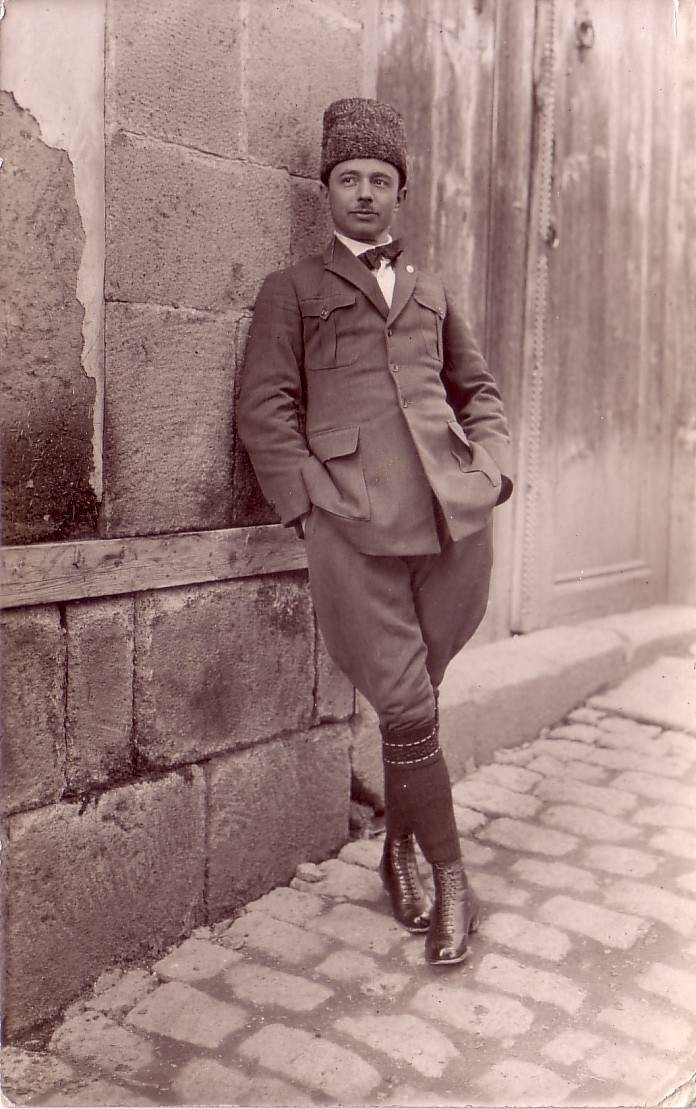 OSMANLI-DONEMI-SAHANE-BIR-BEYEFENDI-FOTOGRAFI  21449222 0