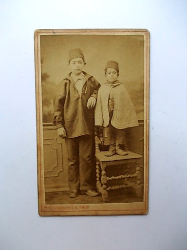 SİMALAR — Portre / kişi görseli