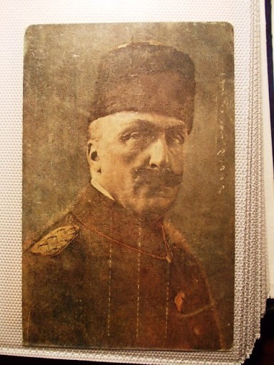 HANEDANLAR — Portre / kişi görseli