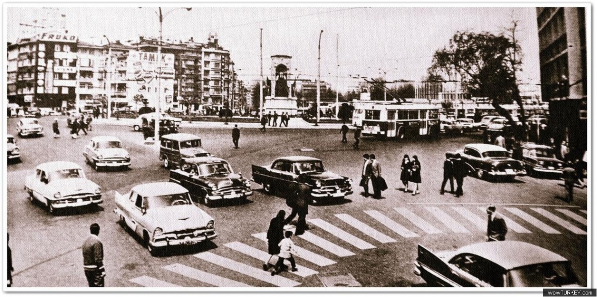 Gokhan AsGul 1969 Taksim