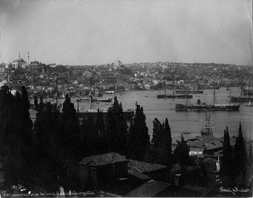 BEYOĞLU-TEPEBAŞINDAN 1870  Haliç