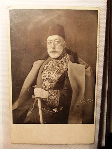 HANEDANLAR — Portre / kişi görseli
