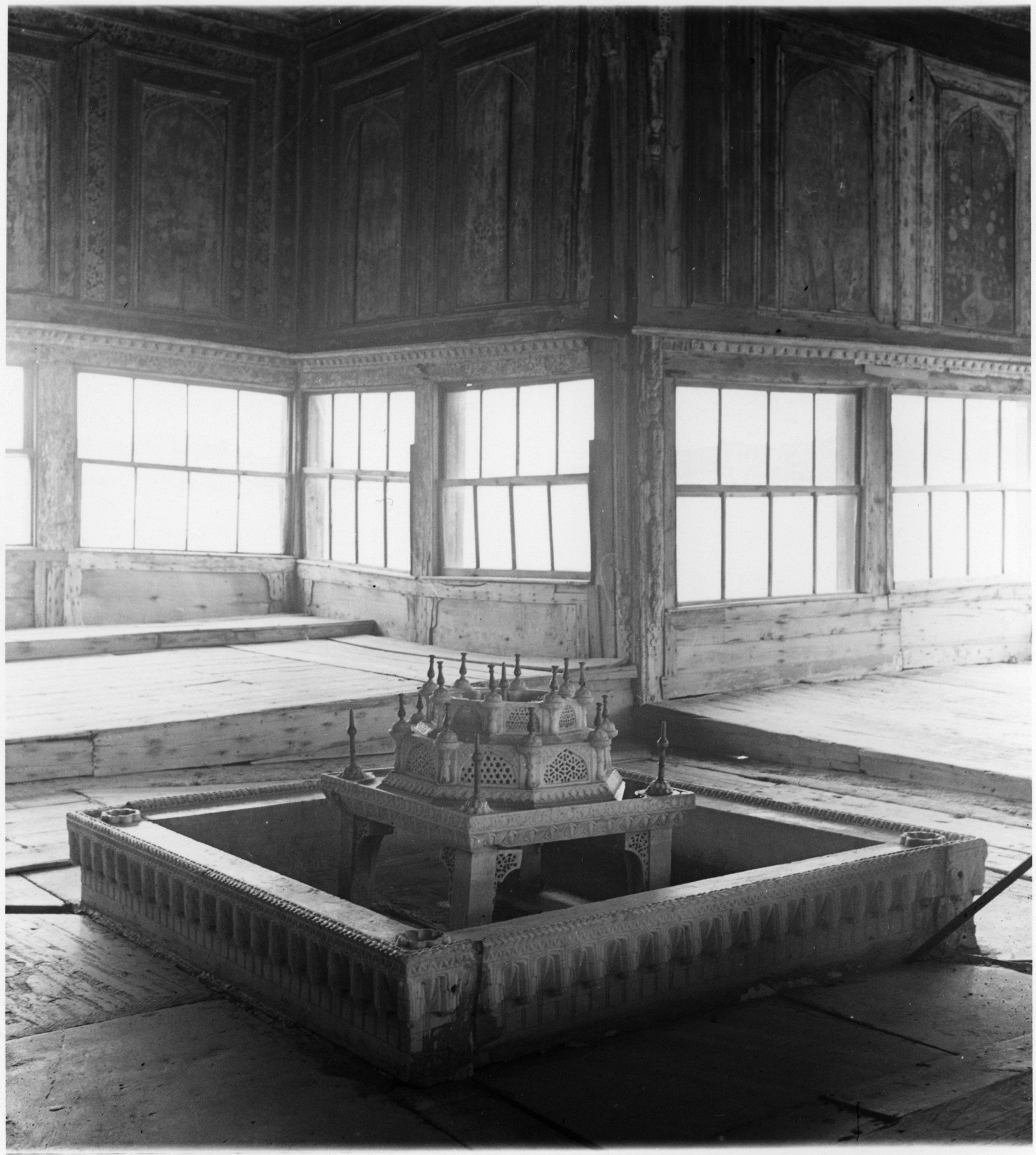 AMCAZADE HÜSEYİN PAŞA YALISI  1938. 9.