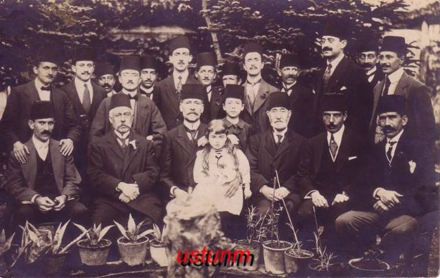OSMANLI-DONEMI-FESLI-BEYLER-TOPLU-FOTOGRAF  34327146 0