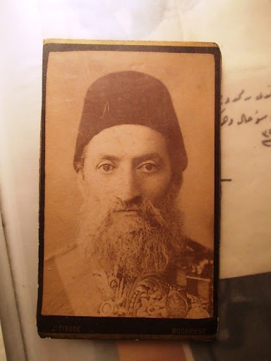 MÜHİM  İNSANLAR — Portre / kişi görseli