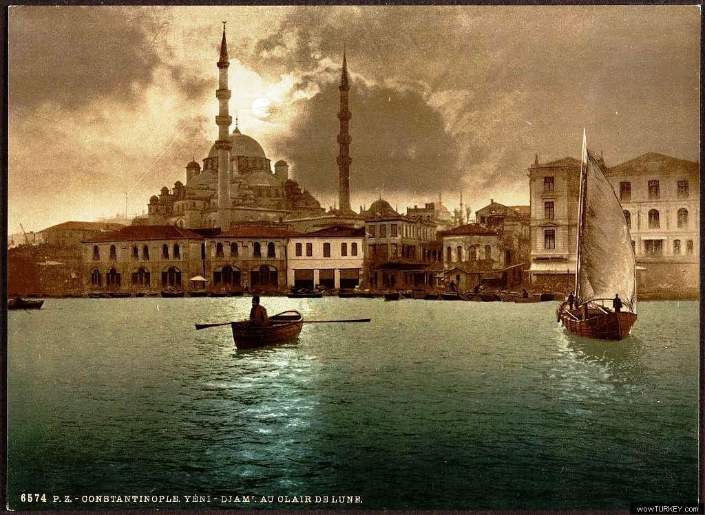 ofaltuntas YeniDjama ie Yeni Cami by moon