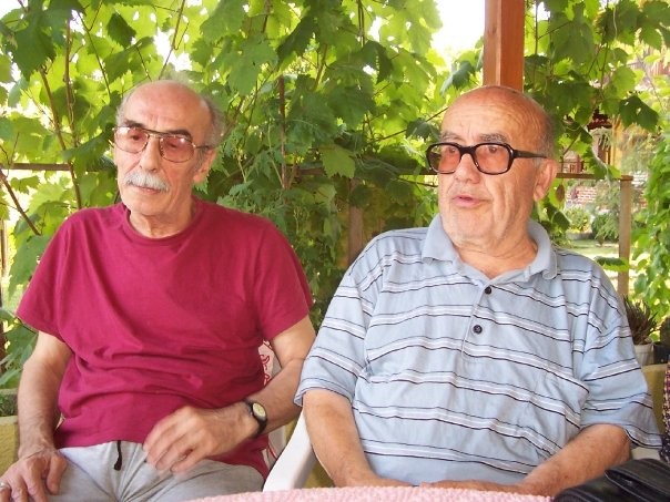 8-Nejat Tezcan ve Polis Burhan Bey- fotograf Serhat Basar