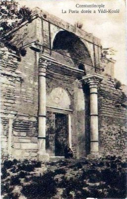 Yedikule Surlari Giris Kapisi 001