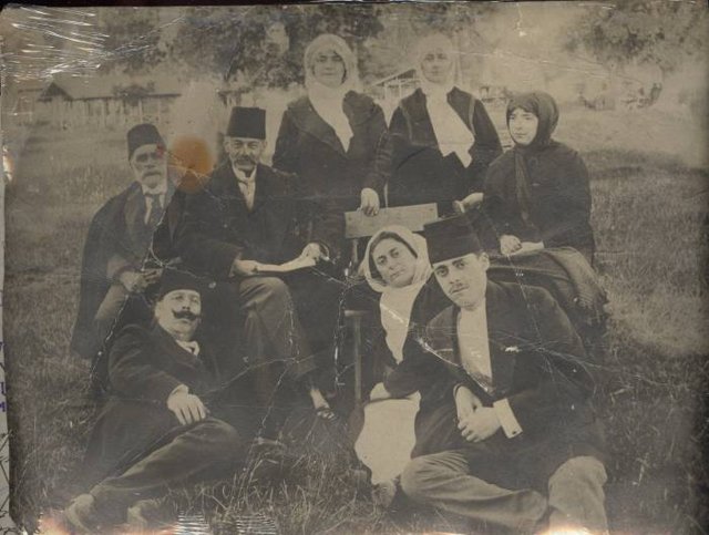 KAGITHANE-ESKI-OSMANLI-AILE-FOTOGRAF  29547696 0