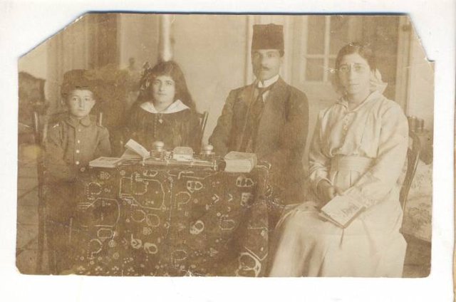 BIR-OSMANLI-AILESI-ILGINC-FOTOGRAF  15162160 0