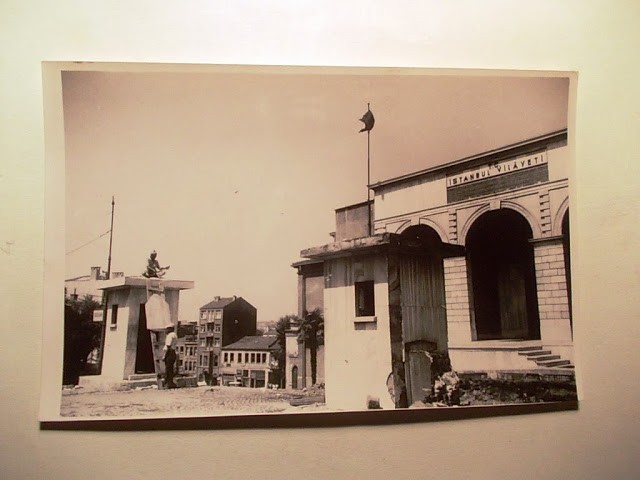 The Sublime Porte — Archive image