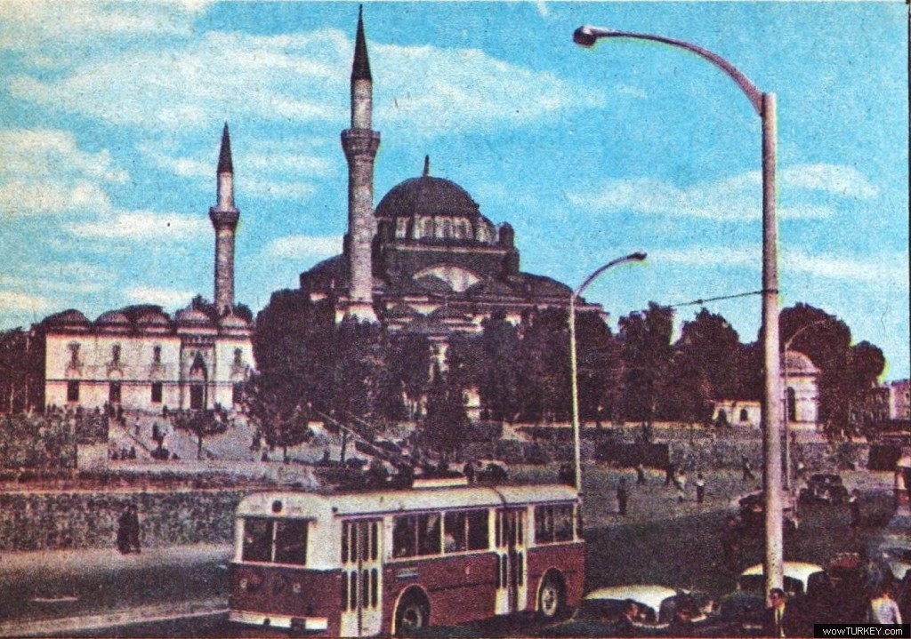 Ahmet Nadir Isisag stanbulBayazit1