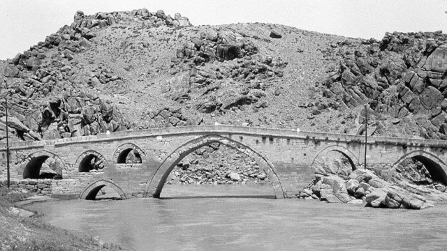 Çeşnigir Köprüsü / 1956