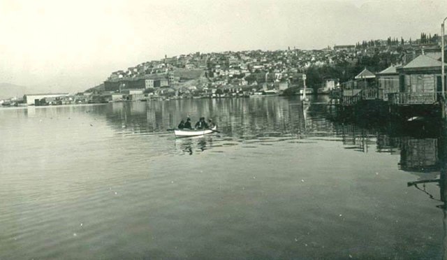 Karataş, İzmir