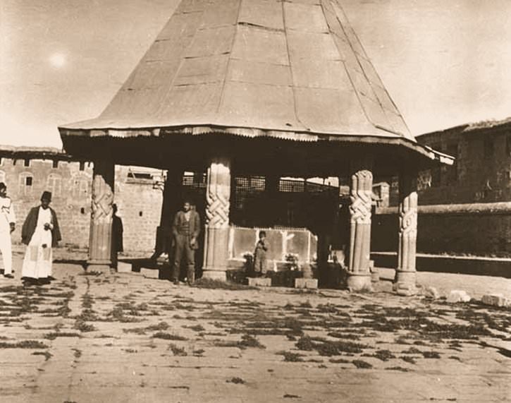 Behram Paşa Camii Şadırvanı, Diyarbakır / 1900′ler